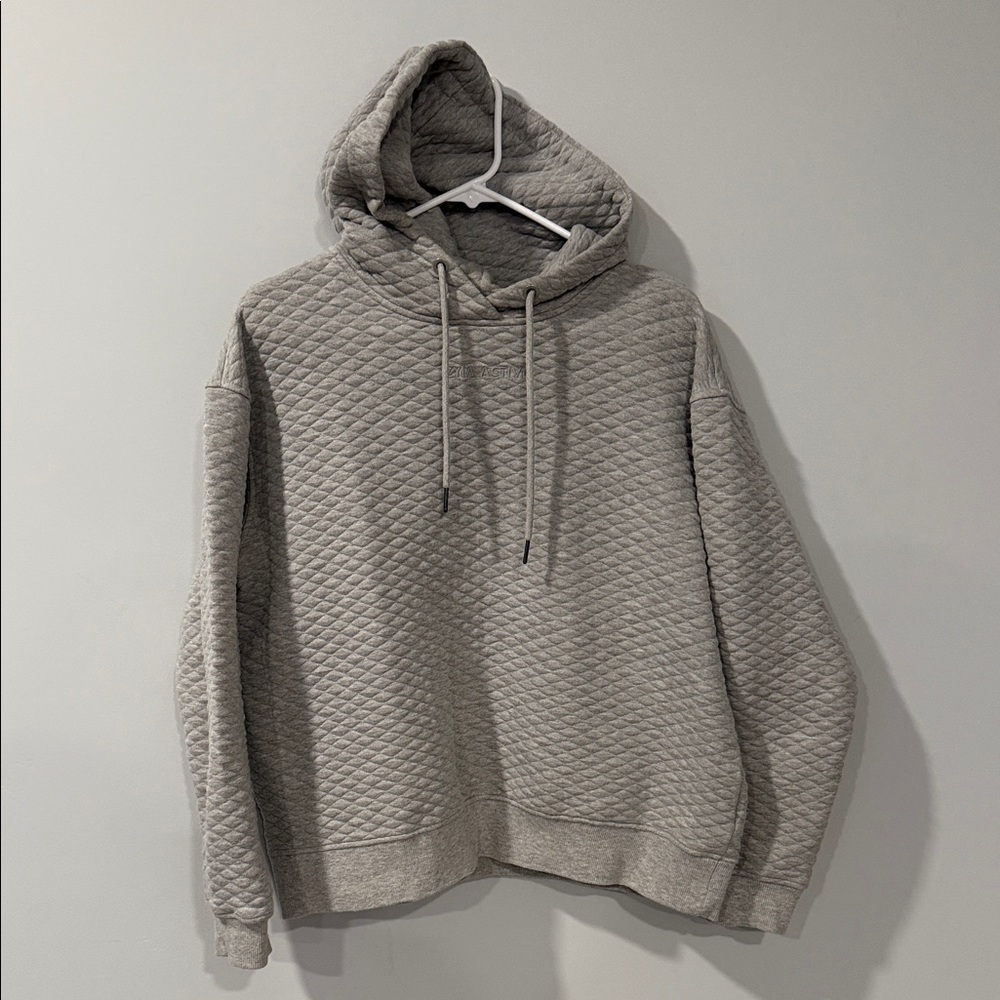 Zyia Women’s Gray Quilted Hoodie